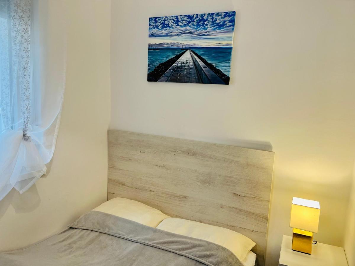 Balcsitthon Apartmanok Siofok Ruang foto